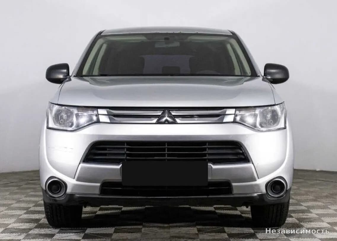 Mitsubishi Outlander 2014 с пробегом — фото 2