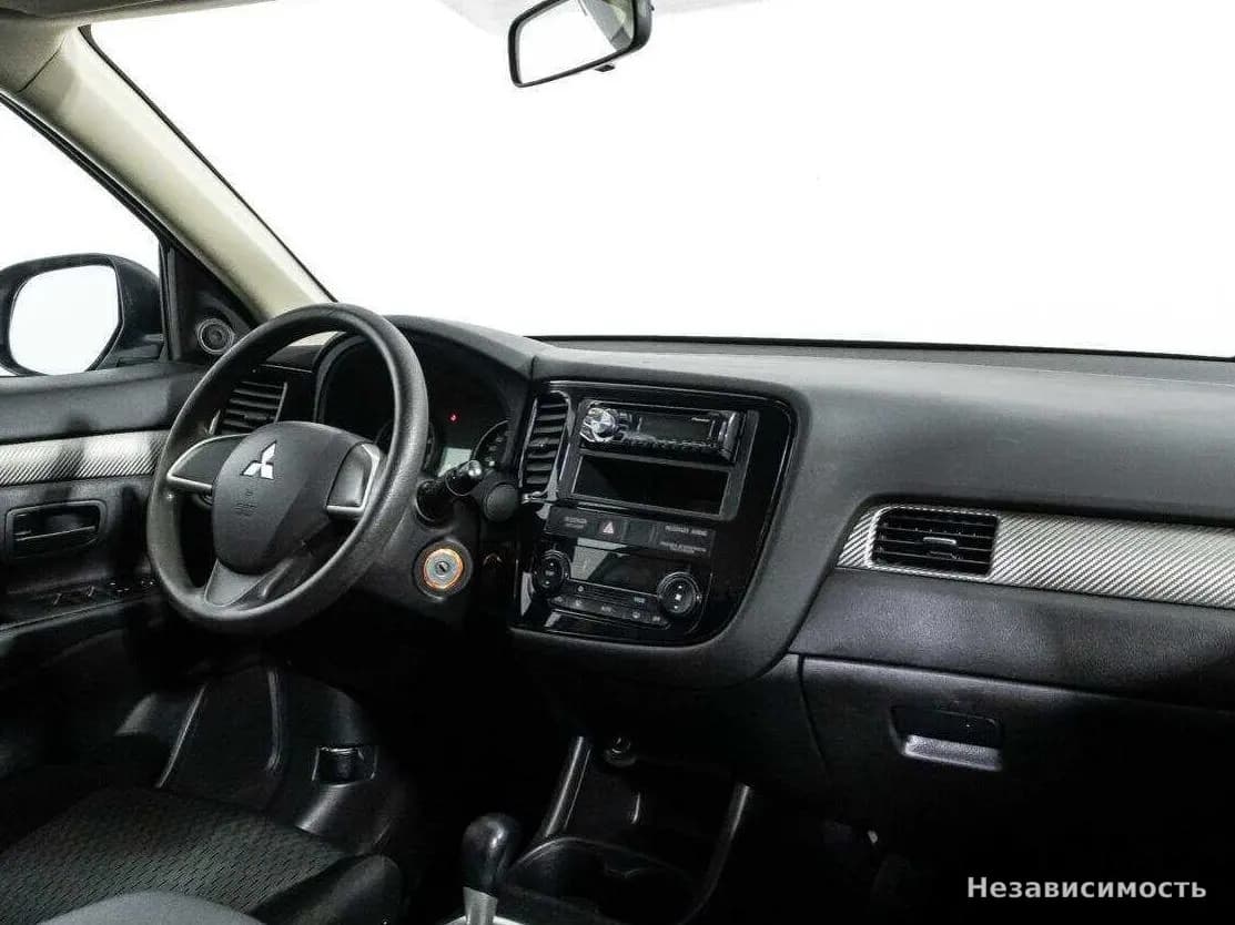 Mitsubishi Outlander 2014 с пробегом — фото 9