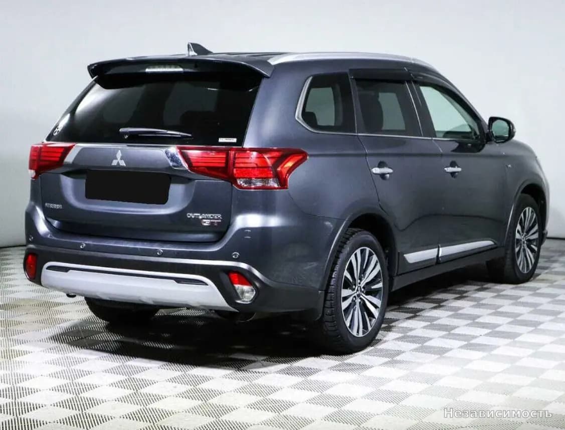 Mitsubishi Outlander 2020 с пробегом — фото 5
