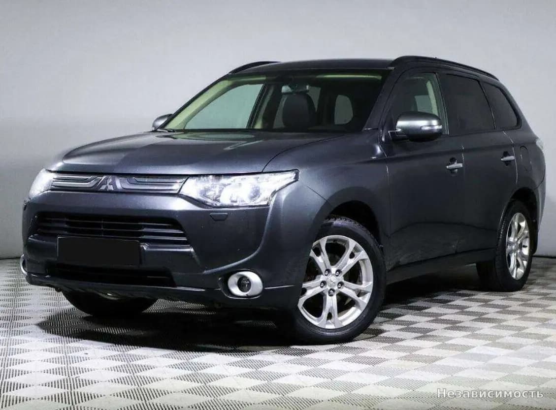 Mitsubishi Outlander, 2013 с пробегом