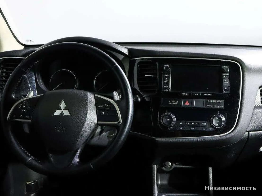 Mitsubishi Outlander 2013 с пробегом — фото 9