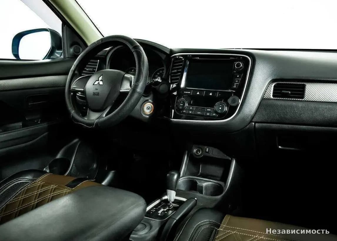 Mitsubishi Outlander 2016 с пробегом — фото 7