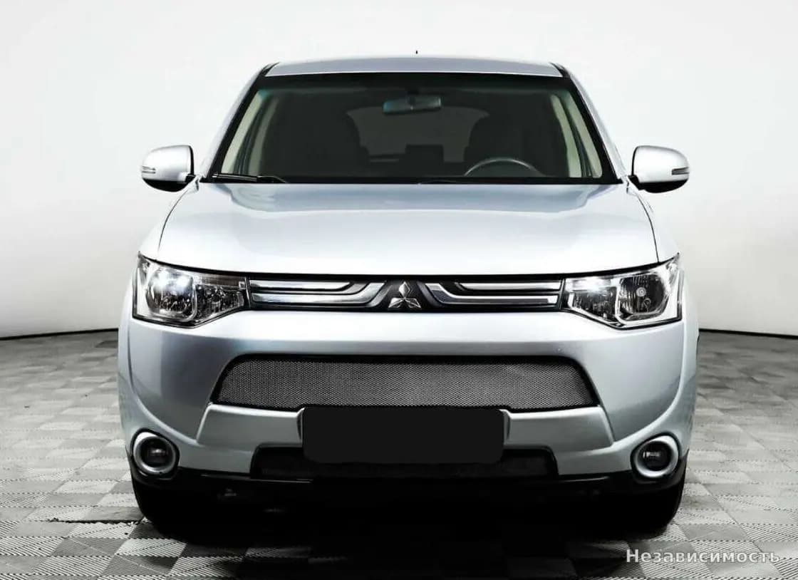Mitsubishi Outlander 2013 с пробегом — фото 2