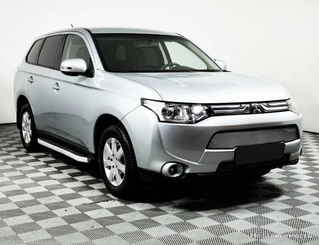 Mitsubishi Outlander 2013 с пробегом — фото 3