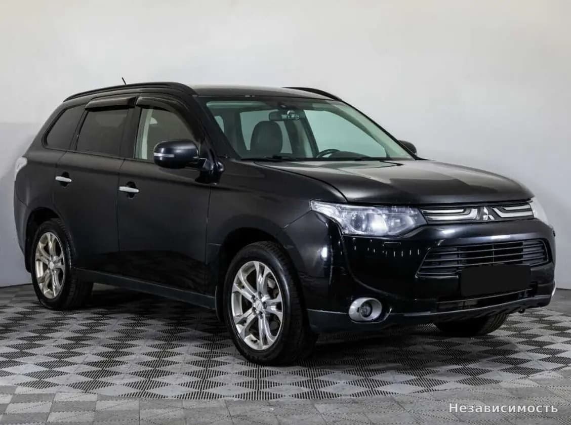 Mitsubishi Outlander 2012 с пробегом — фото 3