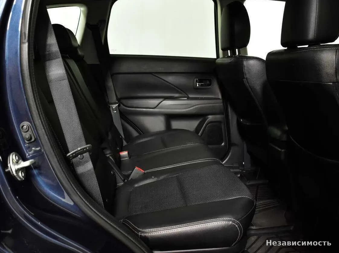 Mitsubishi Outlander 2016 с пробегом — фото 9