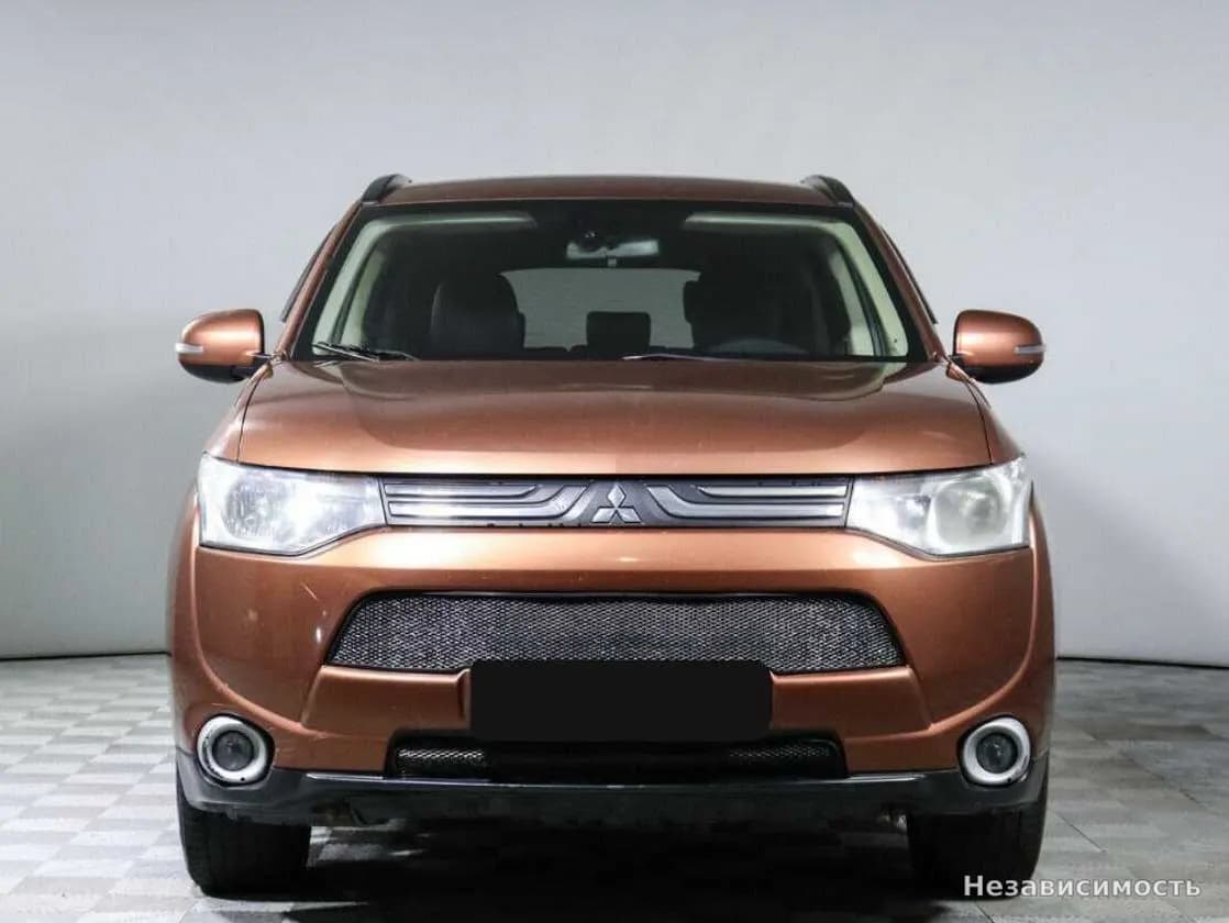 Mitsubishi Outlander 2012 с пробегом — фото 2