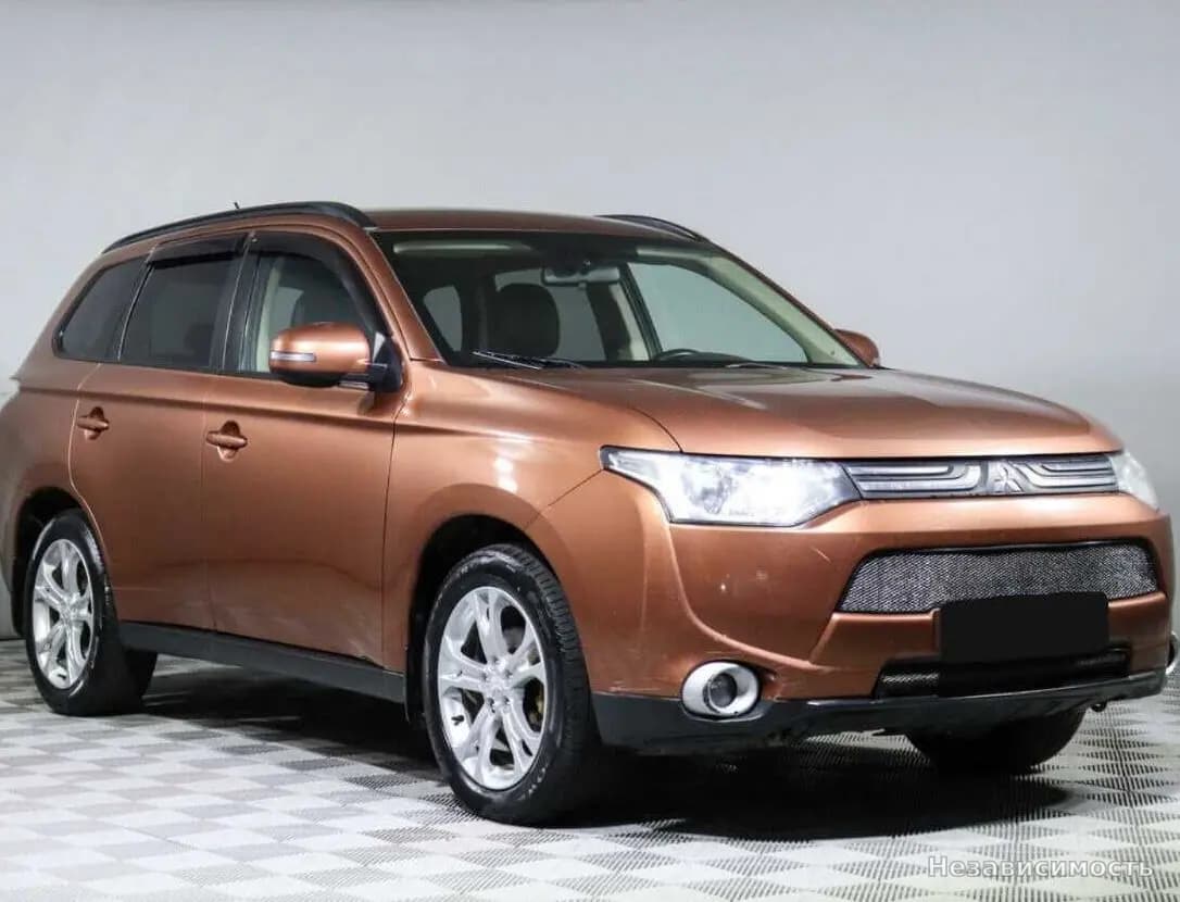 Mitsubishi Outlander 2012 с пробегом — фото 3