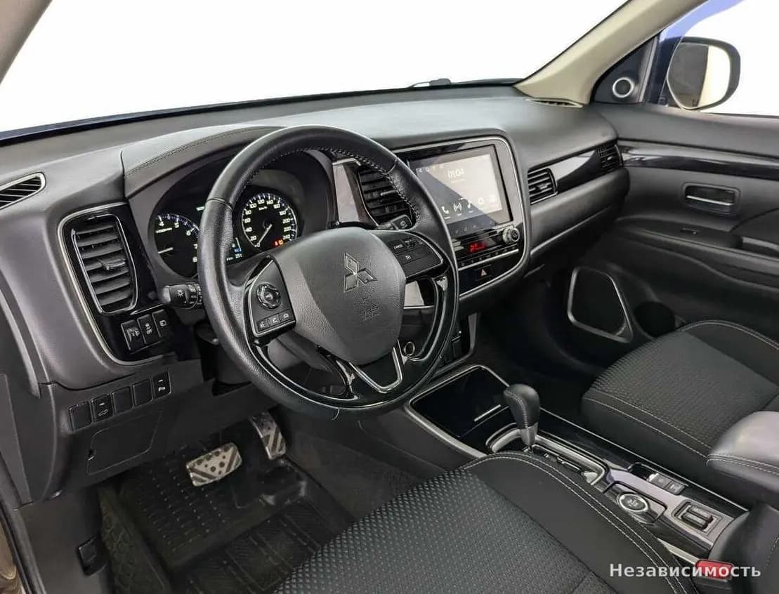 Mitsubishi Outlander 2022 с пробегом — фото 10