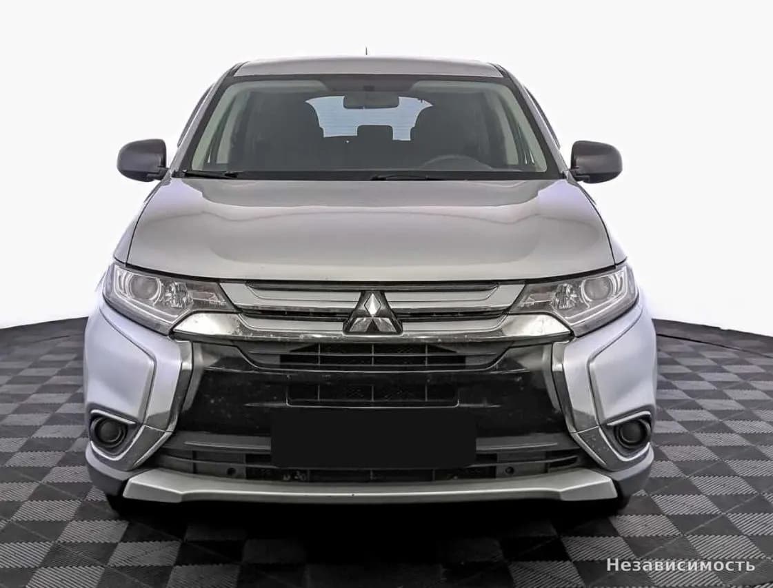 Mitsubishi Outlander 2015 с пробегом — фото 2