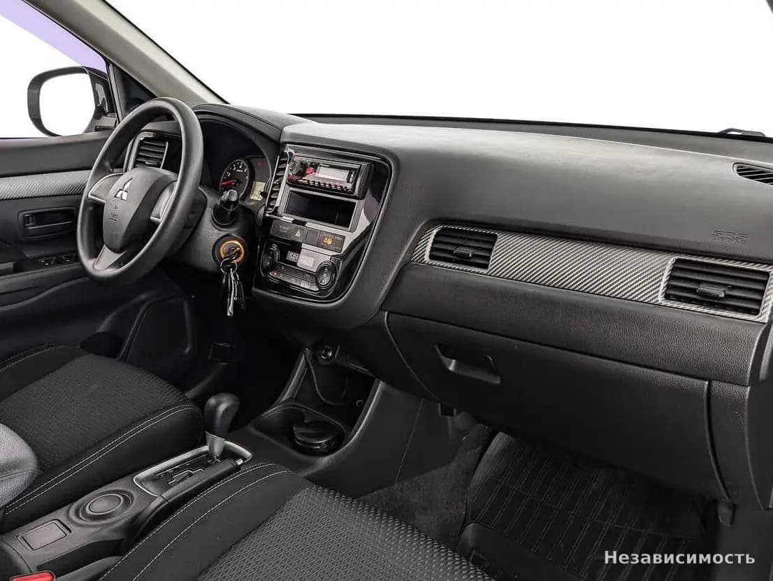 Mitsubishi Outlander 2015 с пробегом — фото 9