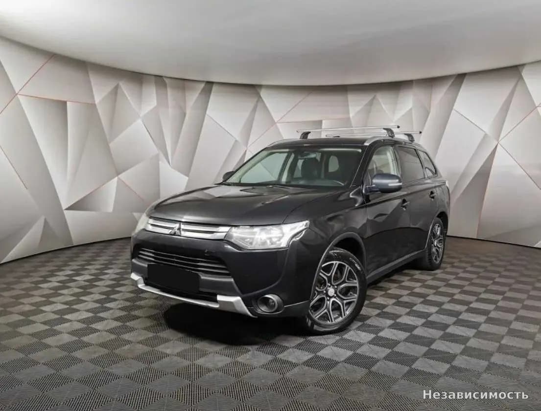 Mitsubishi Outlander, 2014 с пробегом