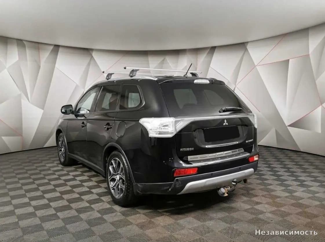 Mitsubishi Outlander 2014 с пробегом — фото 4