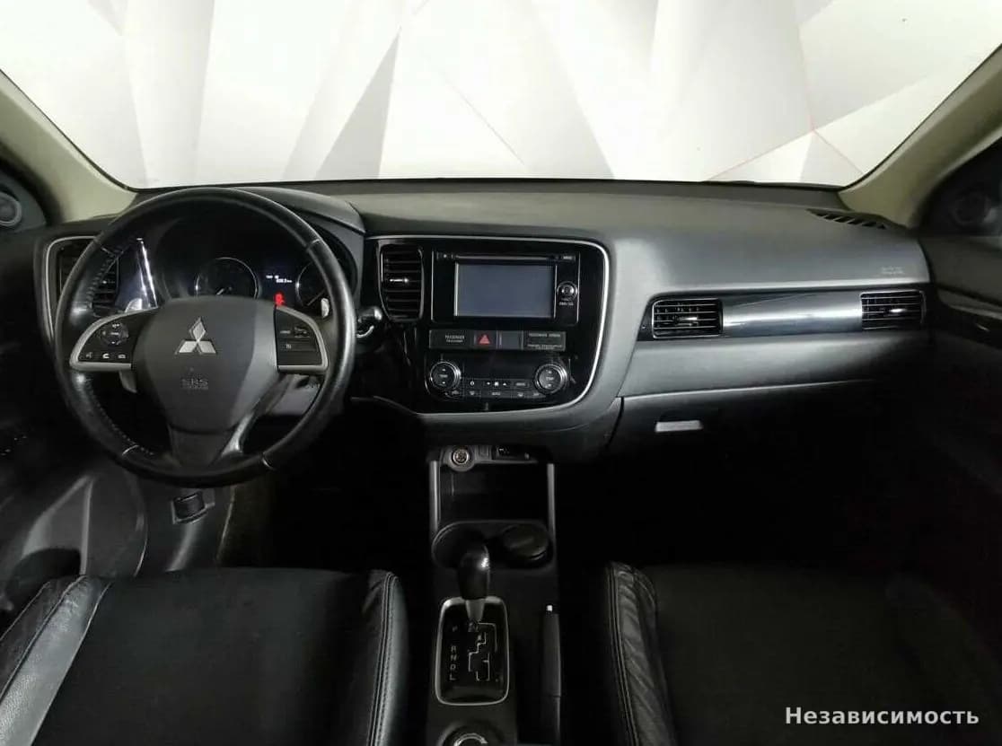 Mitsubishi Outlander 2014 с пробегом — фото 10