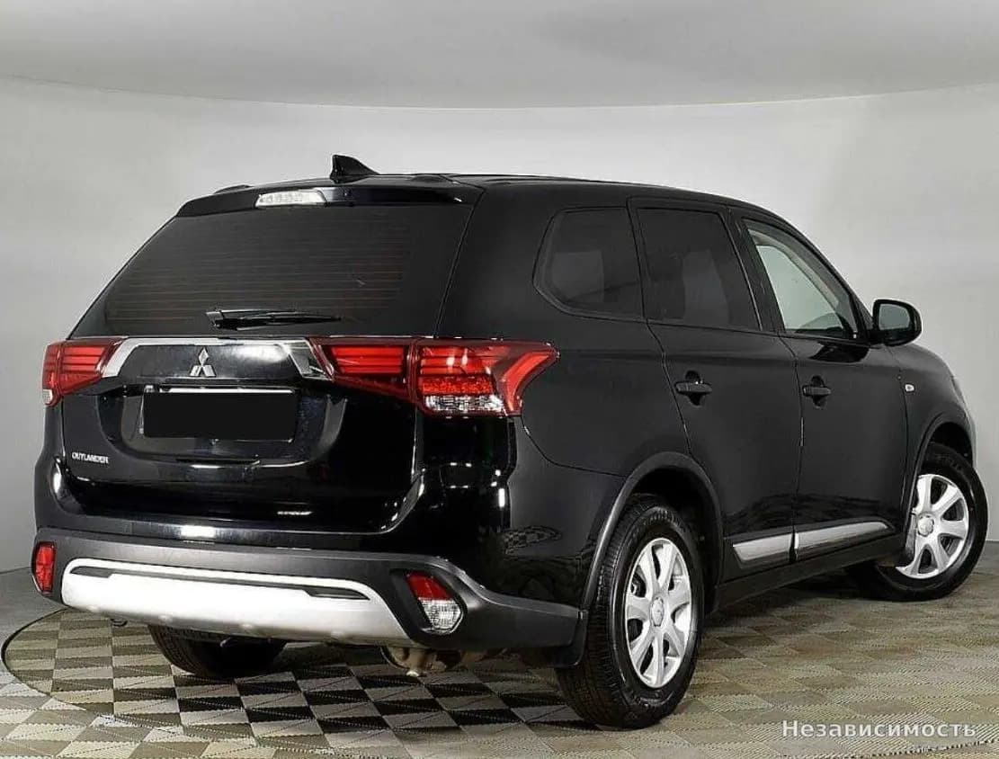 Mitsubishi Outlander 2020 с пробегом — фото 2