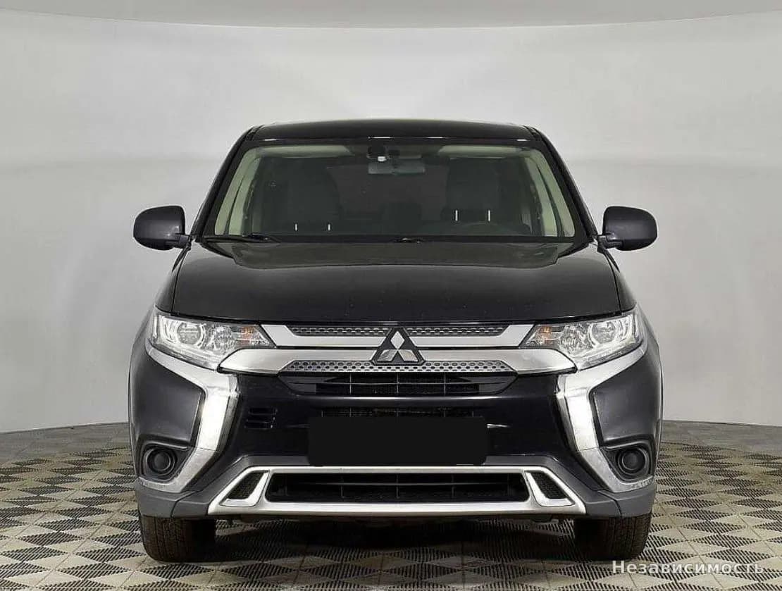 Mitsubishi Outlander 2020 с пробегом — фото 3