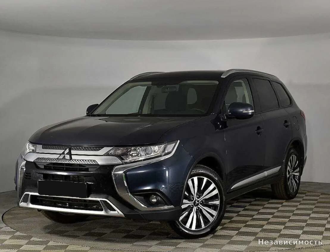 Mitsubishi Outlander 2018 с пробегом — фото 1