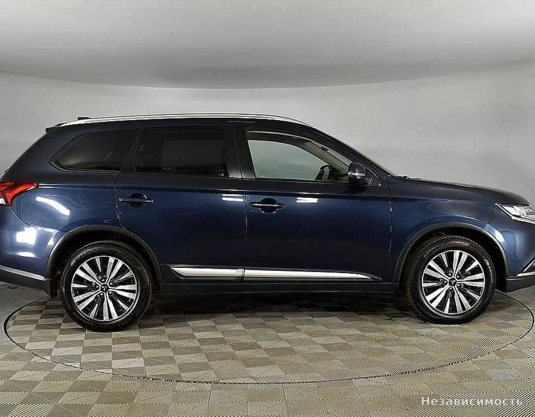 Mitsubishi Outlander 2018 с пробегом — фото 5