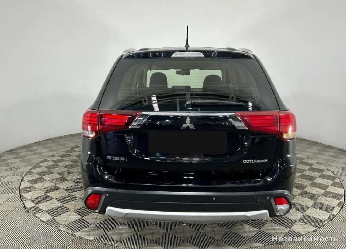 Mitsubishi Outlander 2015 с пробегом — фото 3