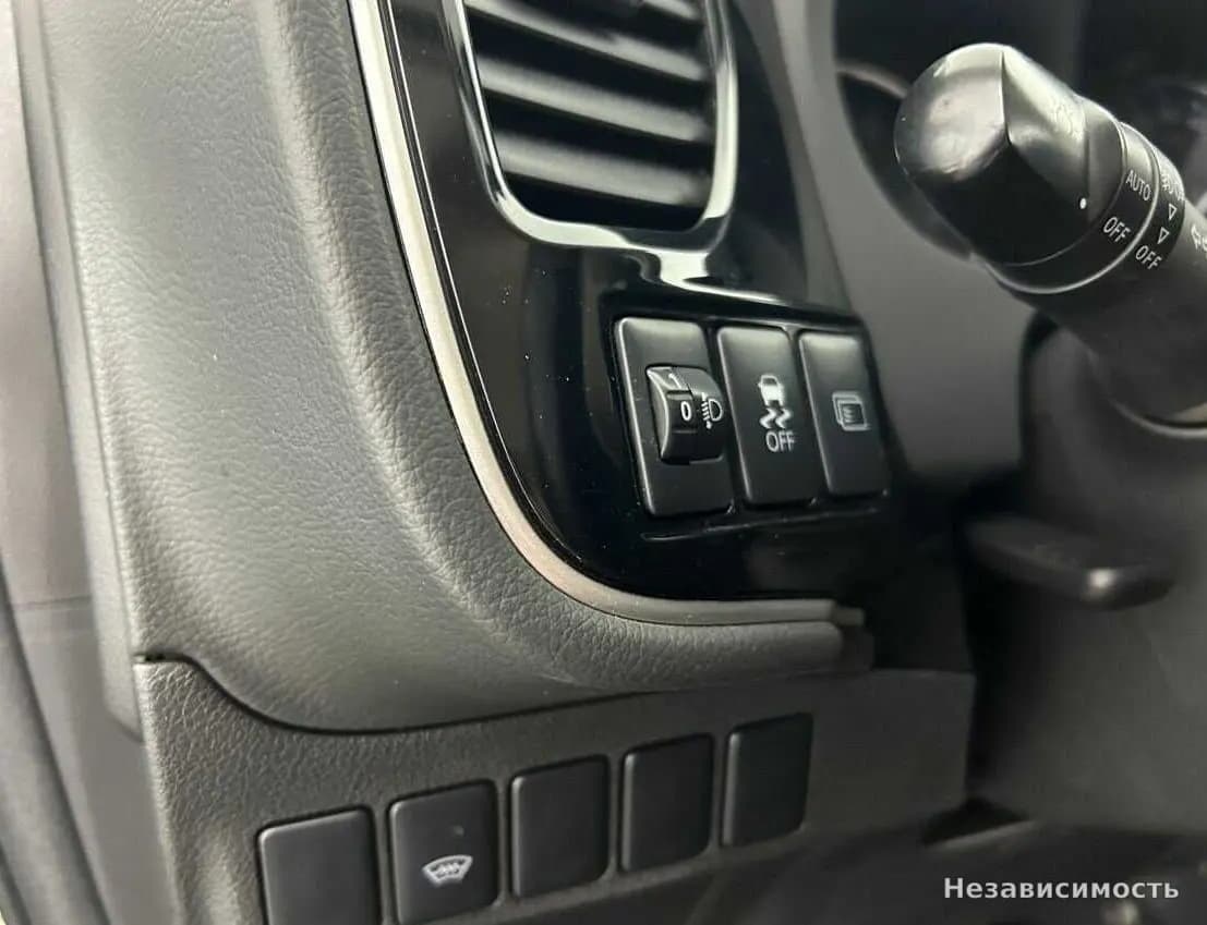 Mitsubishi Outlander 2015 с пробегом — фото 8