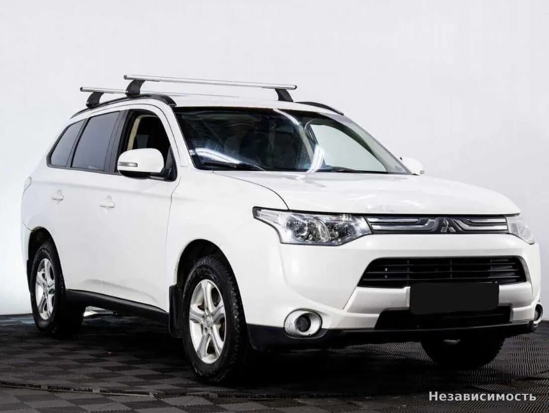 Mitsubishi Outlander 2012 с пробегом — фото 3