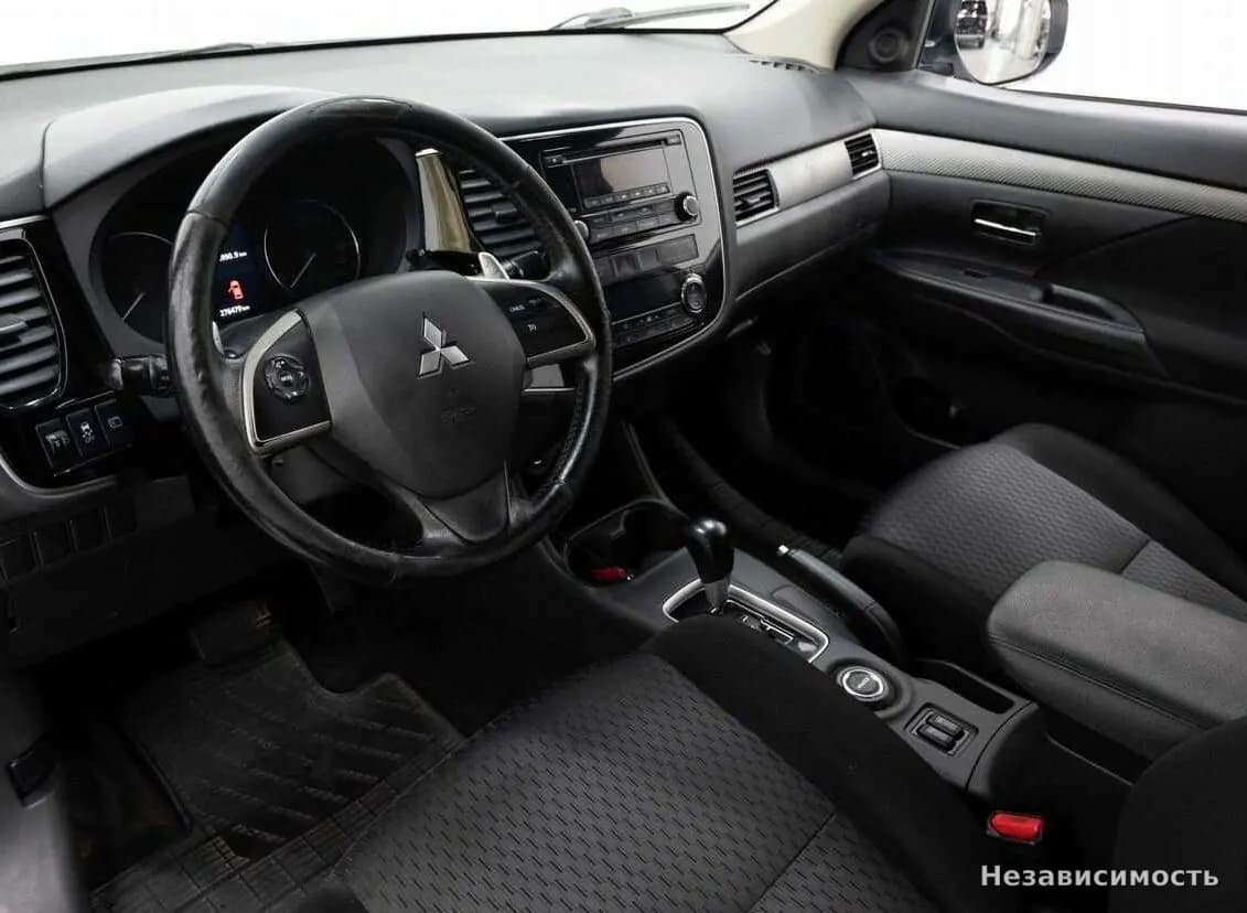 Mitsubishi Outlander 2012 с пробегом — фото 9