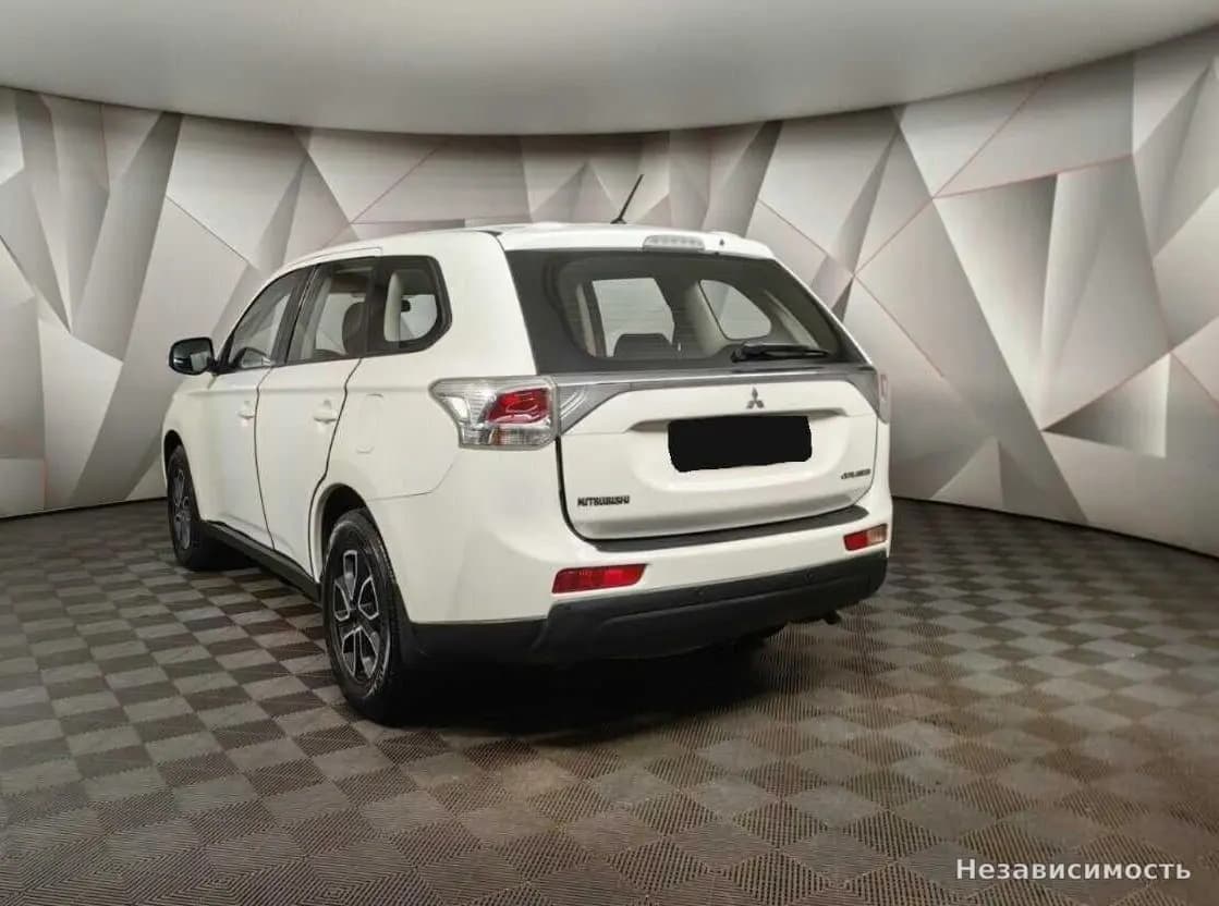 Mitsubishi Outlander 2012 с пробегом — фото 4