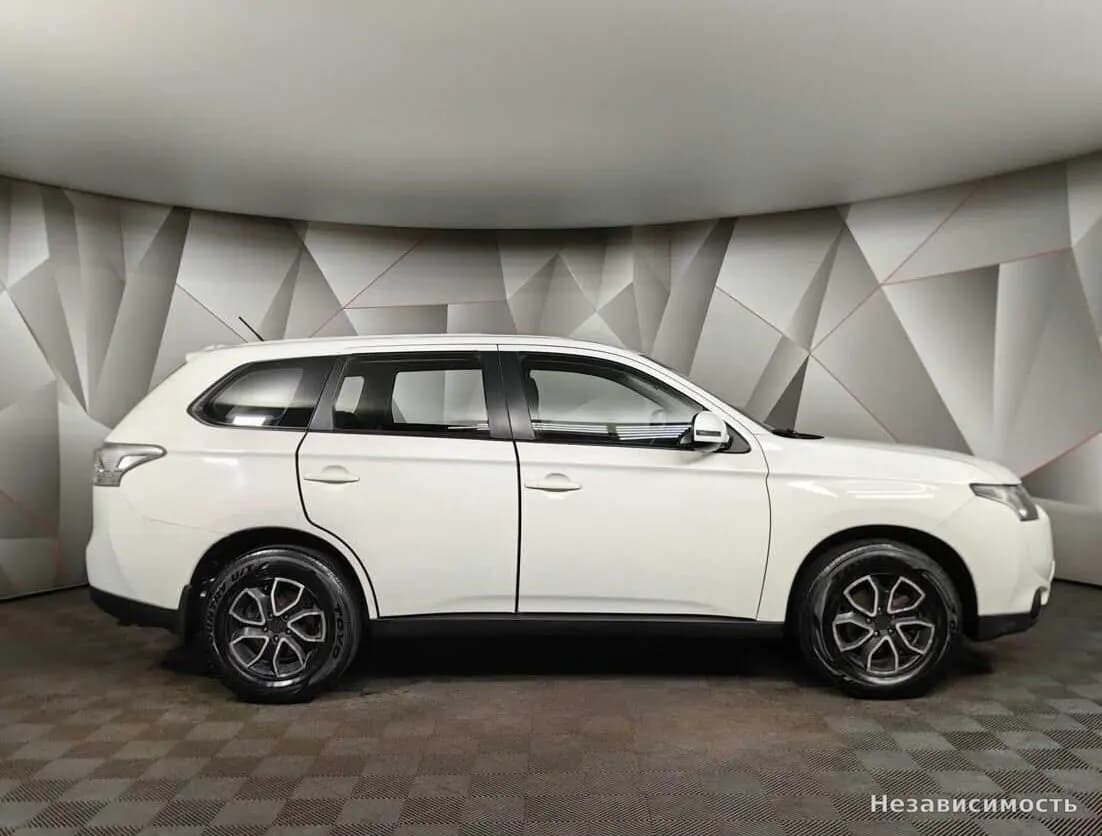 Mitsubishi Outlander 2012 с пробегом — фото 6