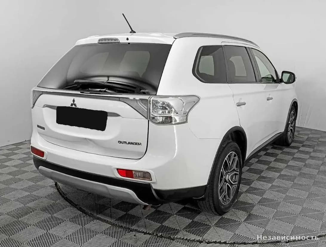 Mitsubishi Outlander 2014 с пробегом — фото 4