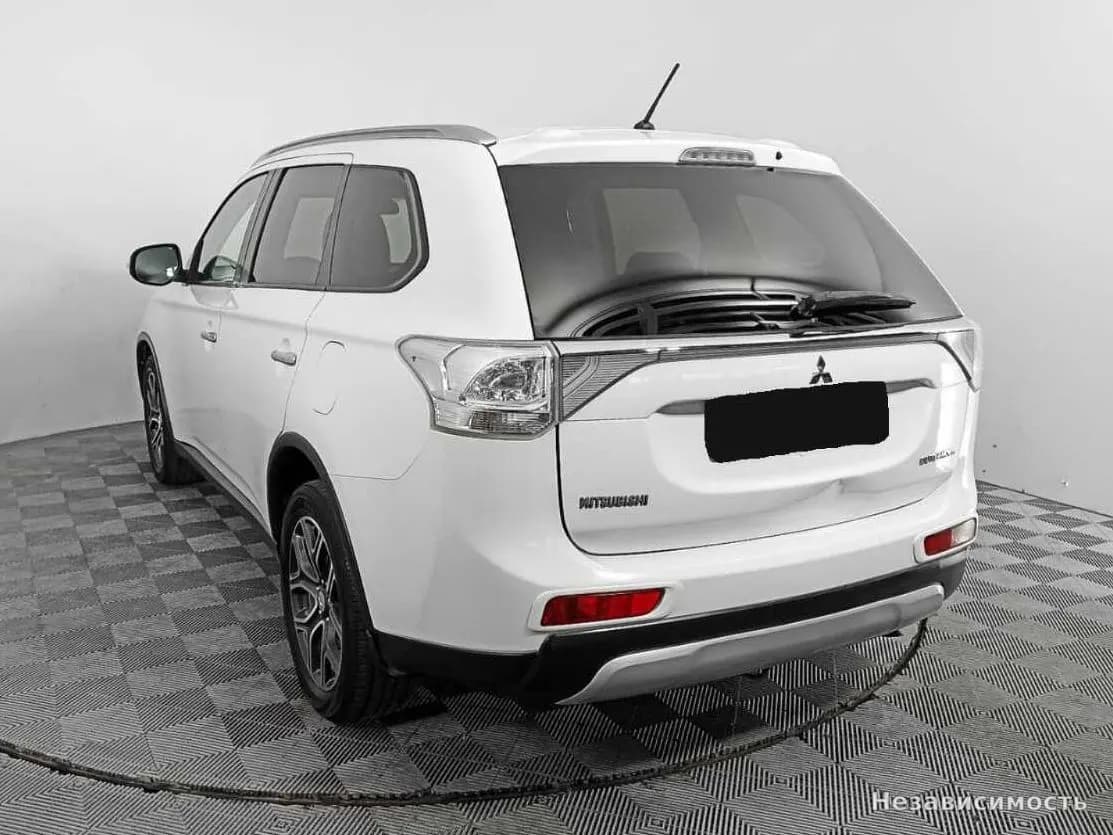Mitsubishi Outlander 2014 с пробегом — фото 6