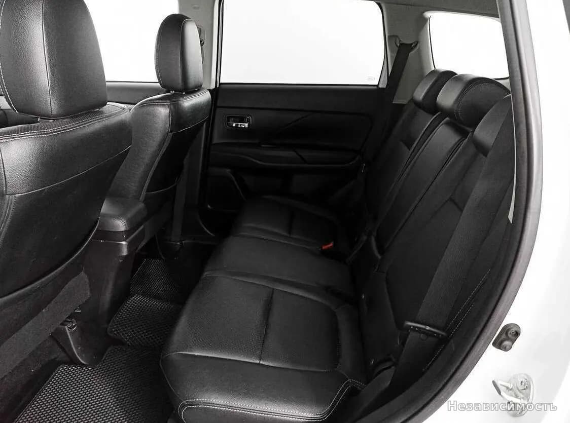Mitsubishi Outlander 2014 с пробегом — фото 8