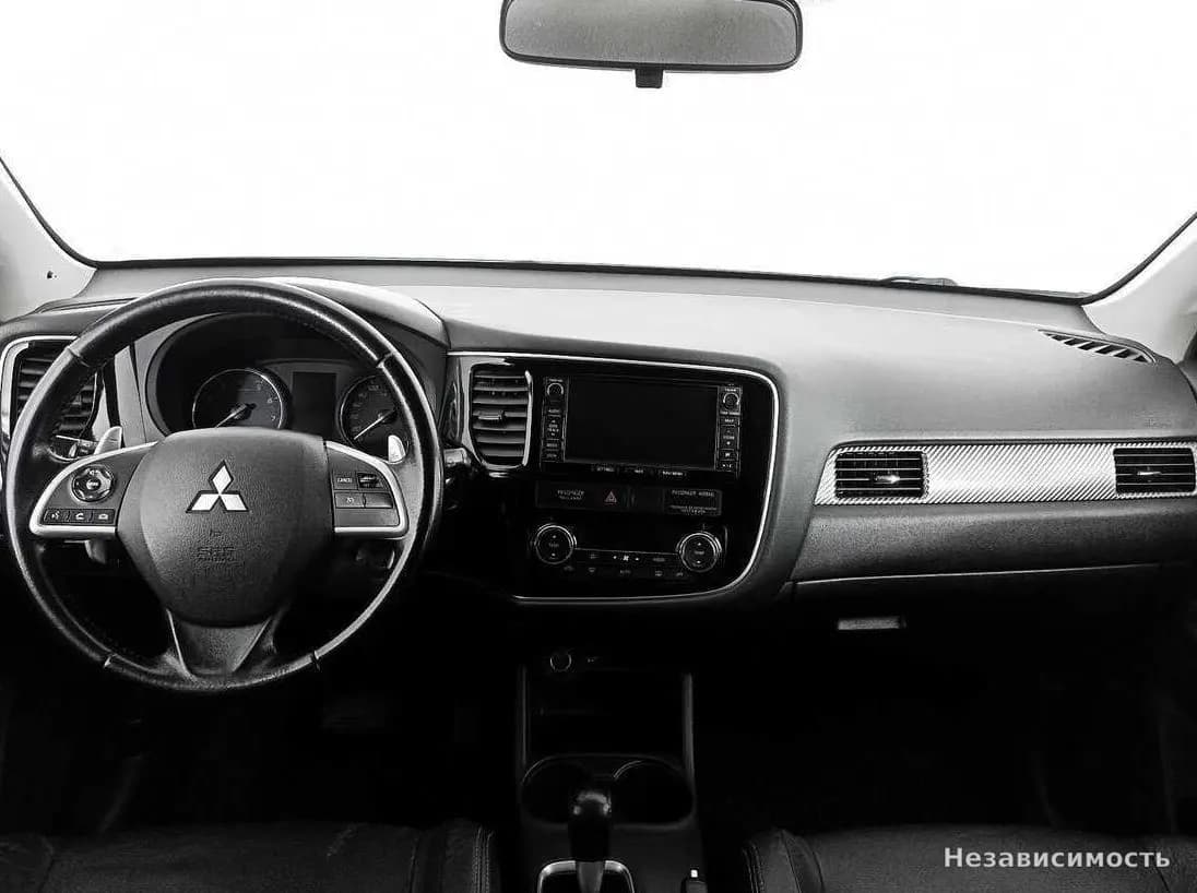 Mitsubishi Outlander 2014 с пробегом — фото 10