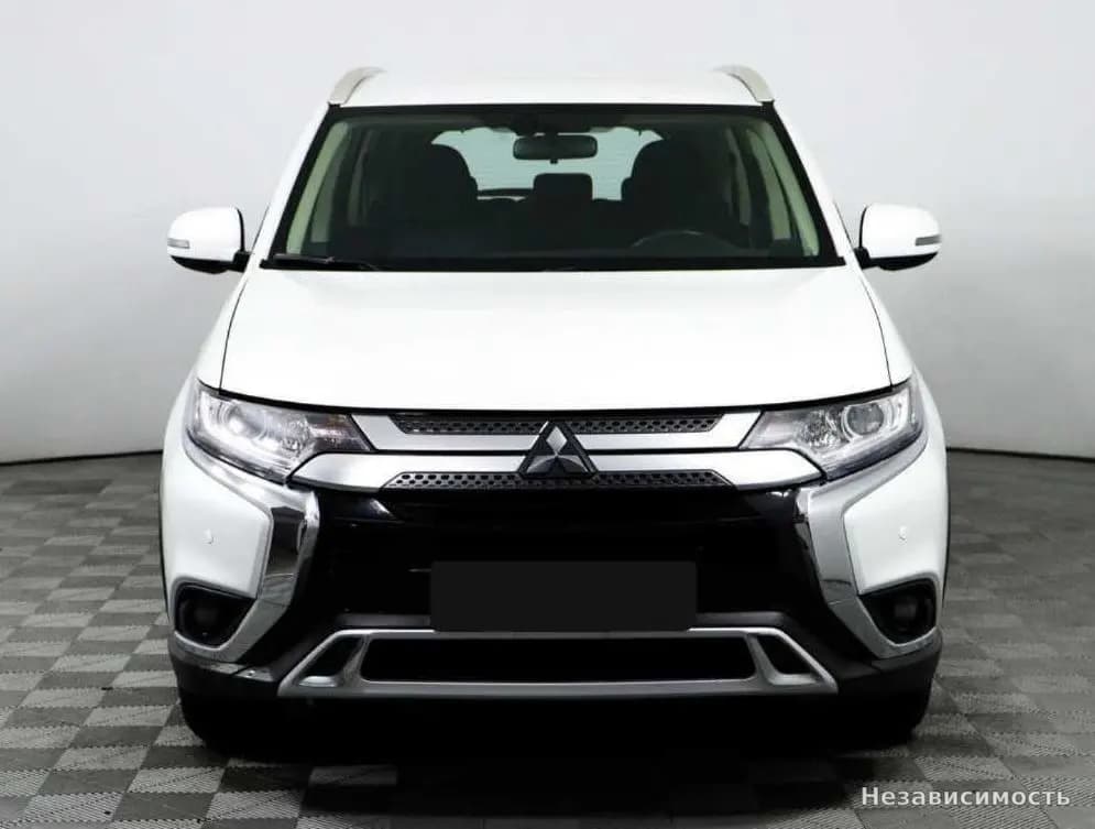 Mitsubishi Outlander 2021 с пробегом — фото 2