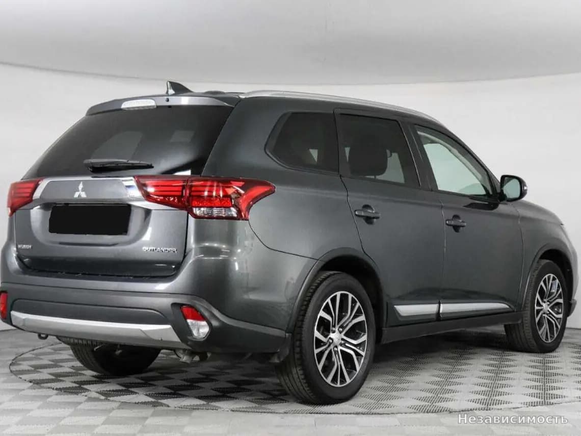 Mitsubishi Outlander 2018 с пробегом — фото 5