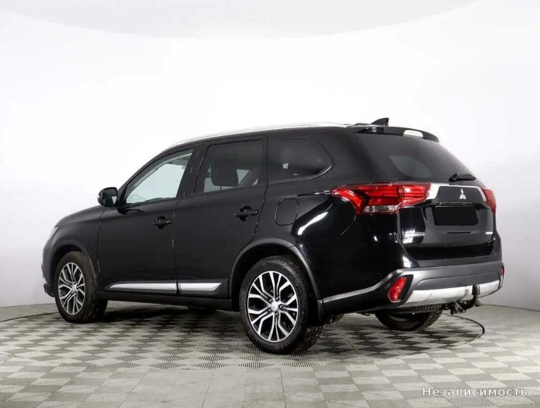 Mitsubishi Outlander 2017 с пробегом — фото 7