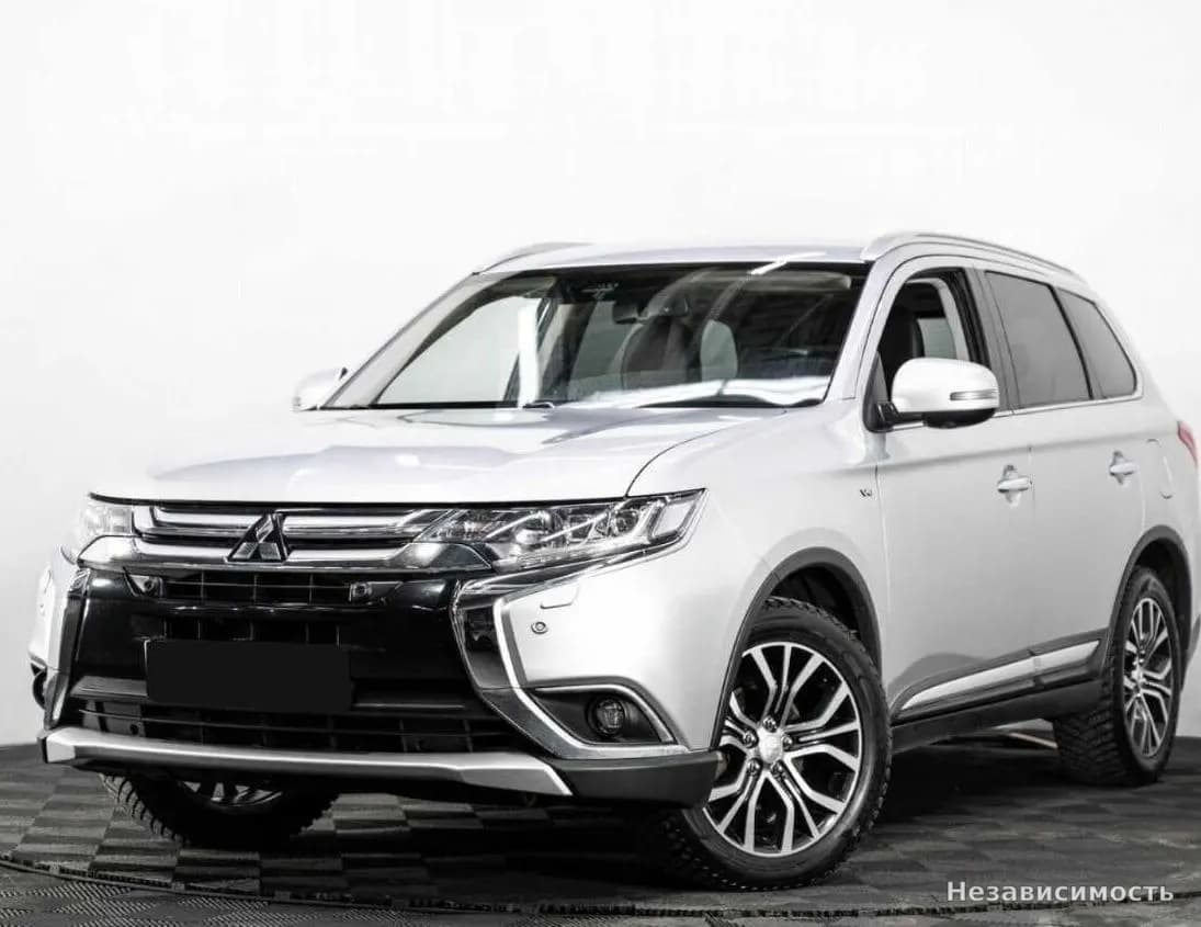 Mitsubishi Outlander, 2018 с пробегом