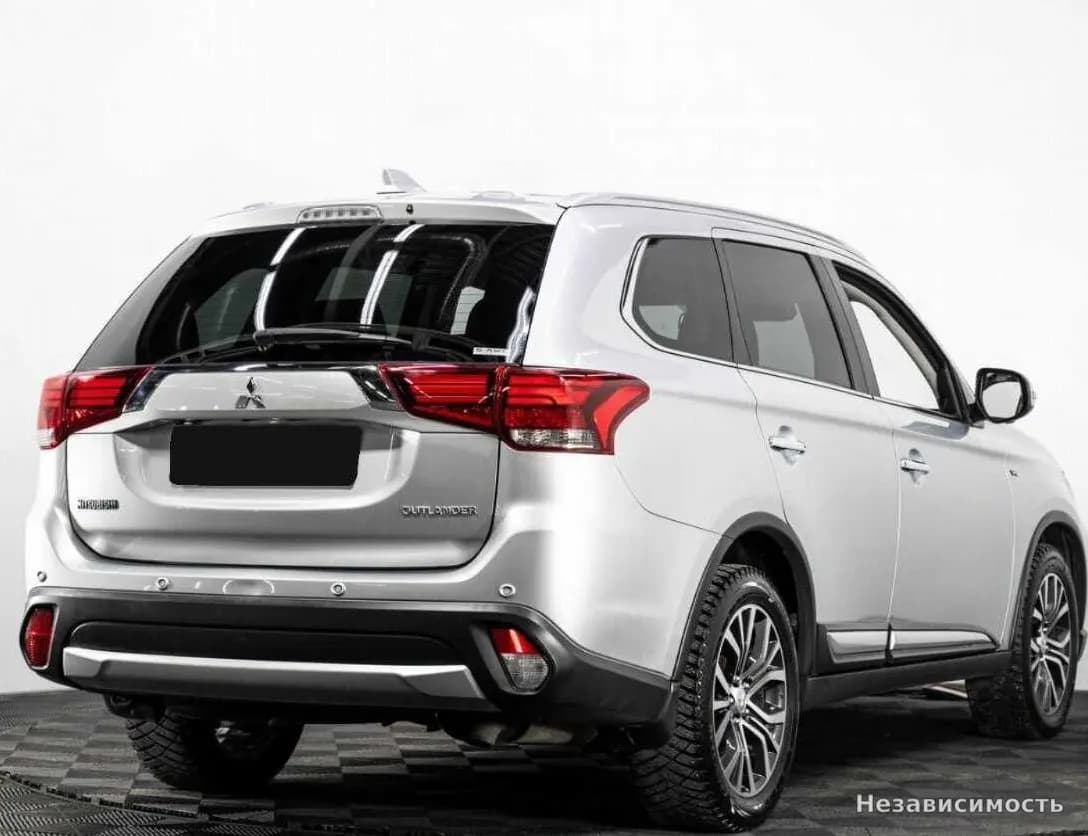 Mitsubishi Outlander 2018 с пробегом — фото 4