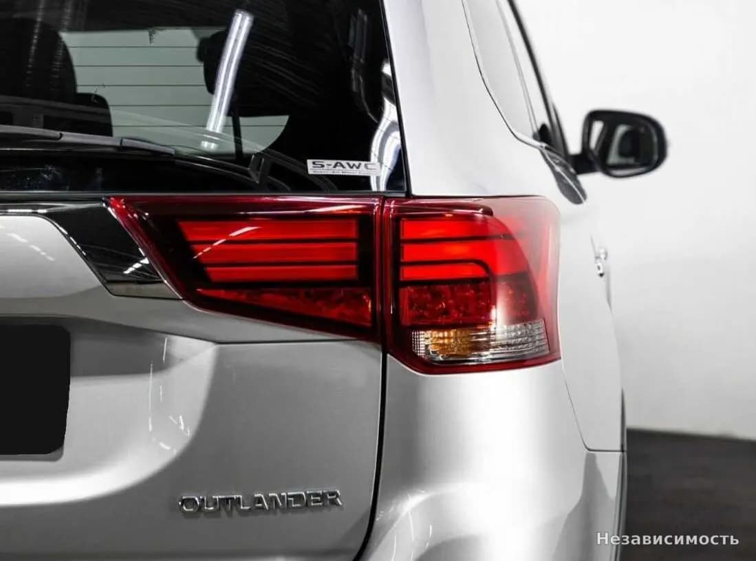 Mitsubishi Outlander 2018 с пробегом — фото 7