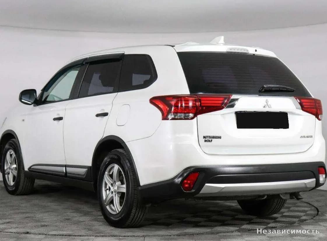 Mitsubishi Outlander 2017 с пробегом — фото 7