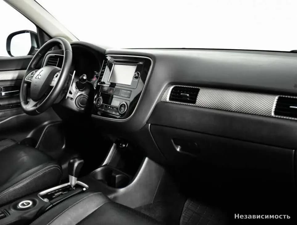 Mitsubishi Outlander 2012 с пробегом — фото 9