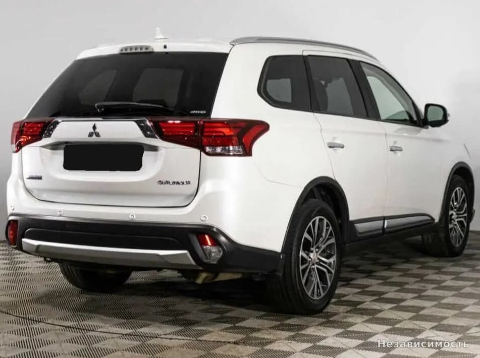 Mitsubishi Outlander 2018 с пробегом — фото 5