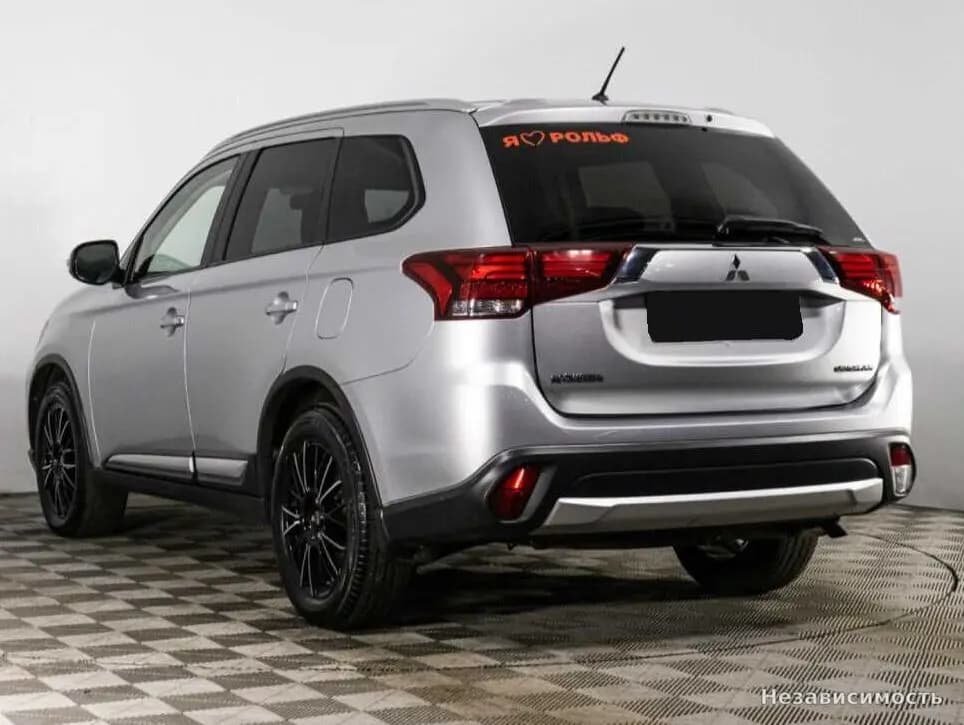 Mitsubishi Outlander 2016 с пробегом — фото 7