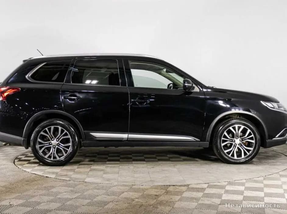 Mitsubishi Outlander 2016 с пробегом — фото 4