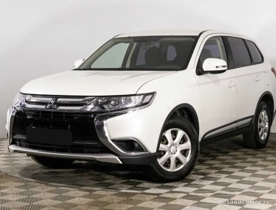 Mitsubishi Outlander, 2018 с пробегом
