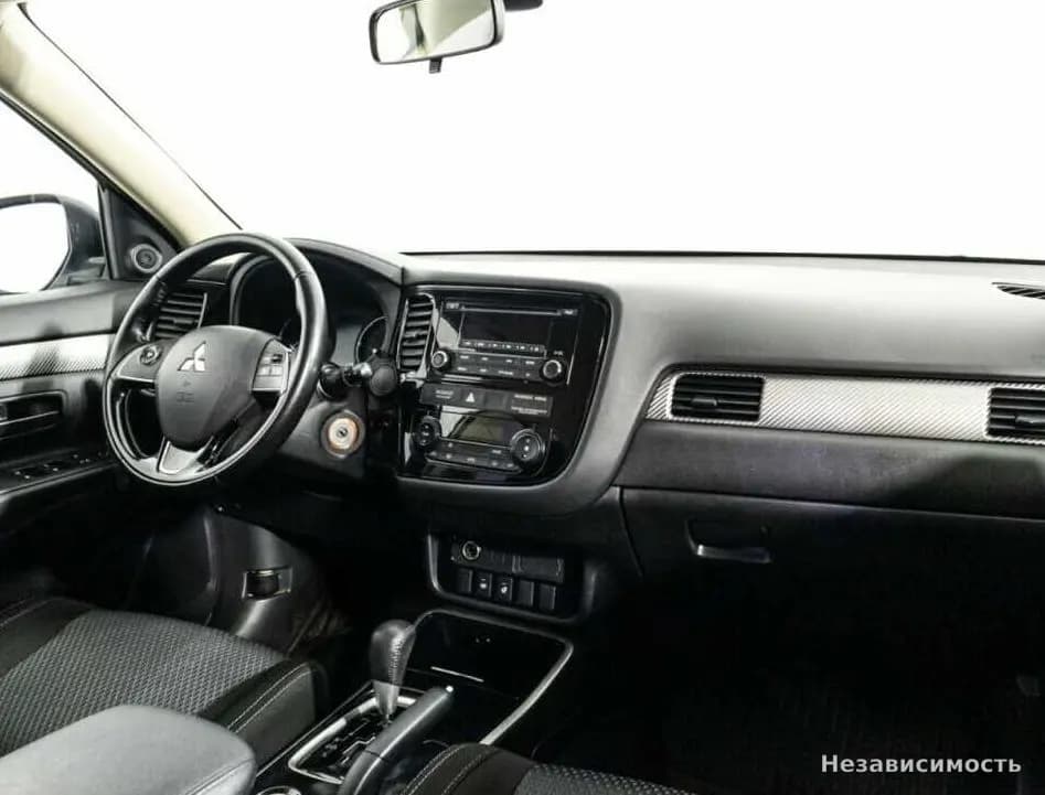 Mitsubishi Outlander 2018 с пробегом — фото 9