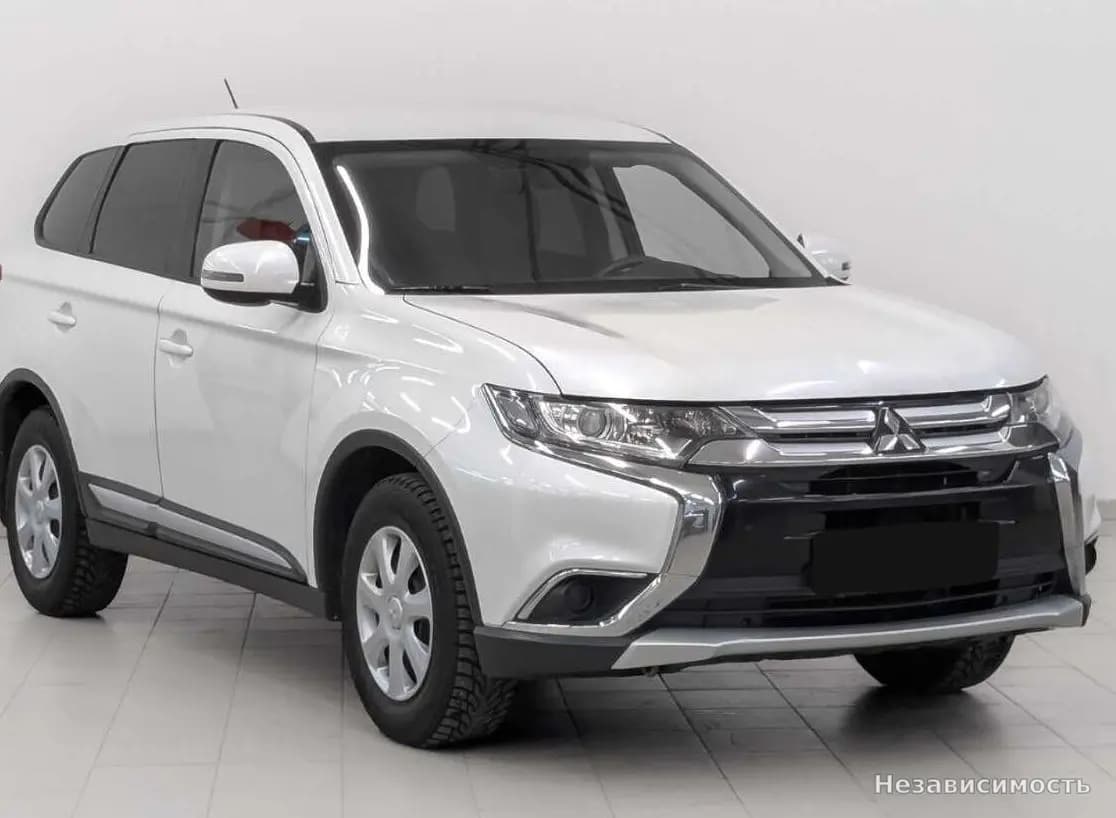 Mitsubishi Outlander 2015 с пробегом — фото 3