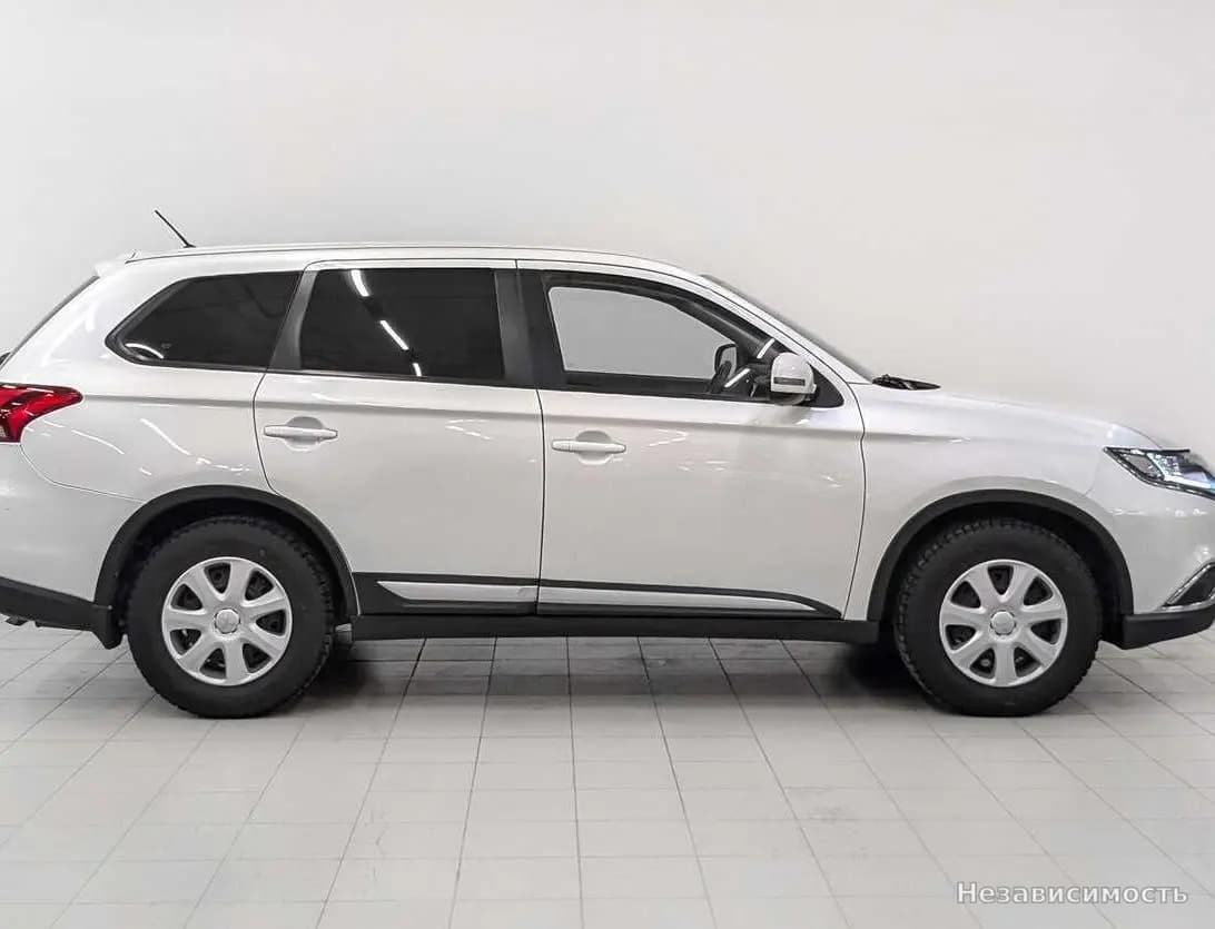 Mitsubishi Outlander 2015 с пробегом — фото 4
