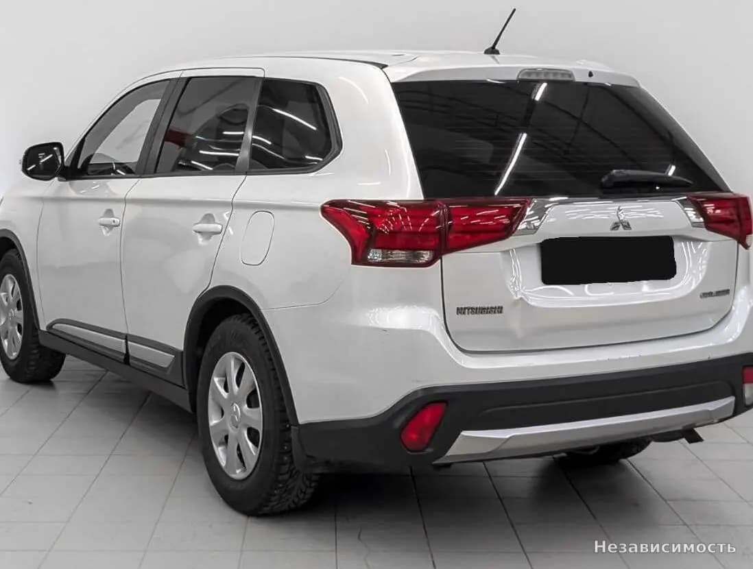 Mitsubishi Outlander 2015 с пробегом — фото 7
