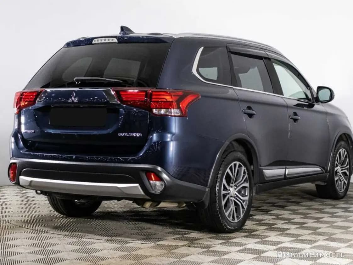Mitsubishi Outlander 2018 с пробегом — фото 5