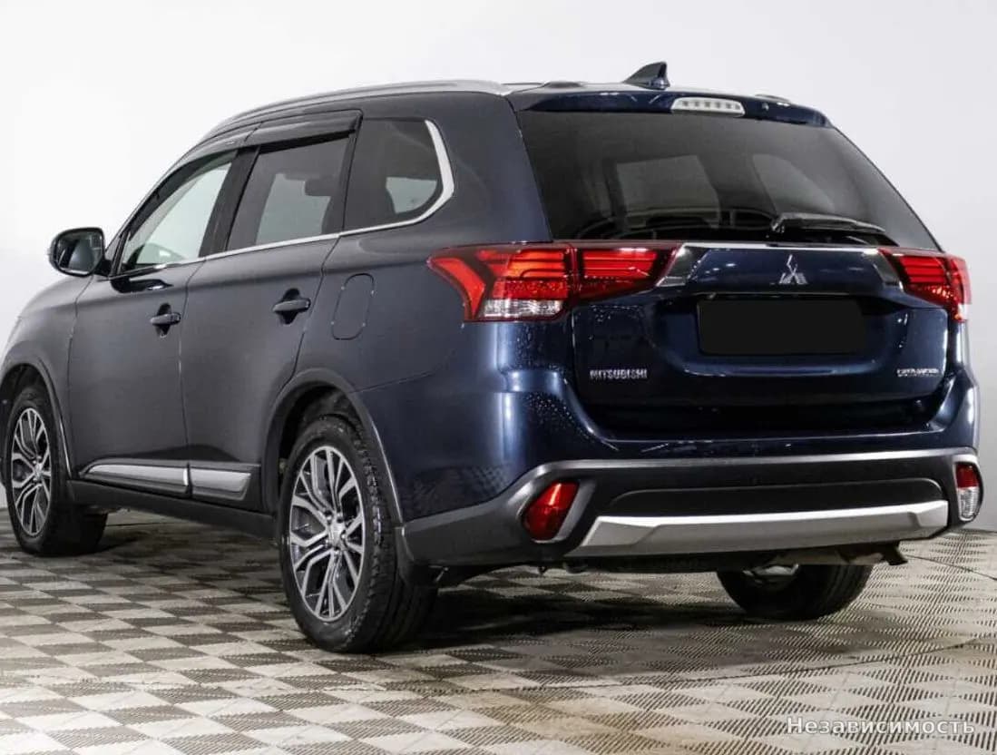 Mitsubishi Outlander 2018 с пробегом — фото 7